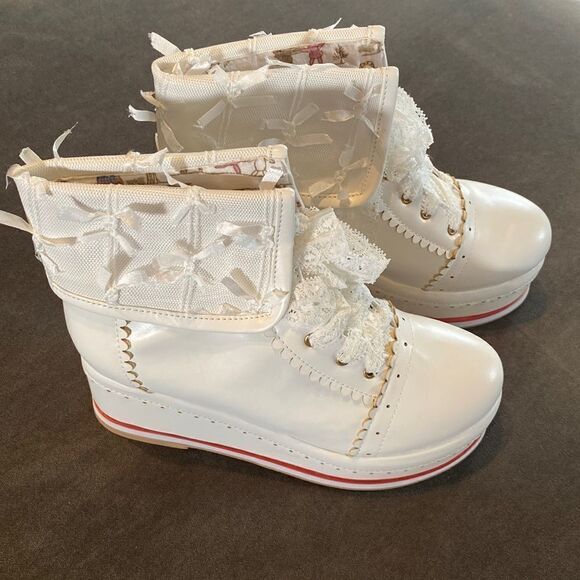 Women’s Platform Wedge Boots White Size EU 37 (6.5 US) NEW - Picture 3 of 12